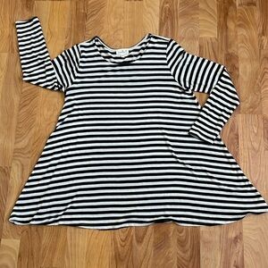 Anthropologie Puella black & white striped long sleeve tee